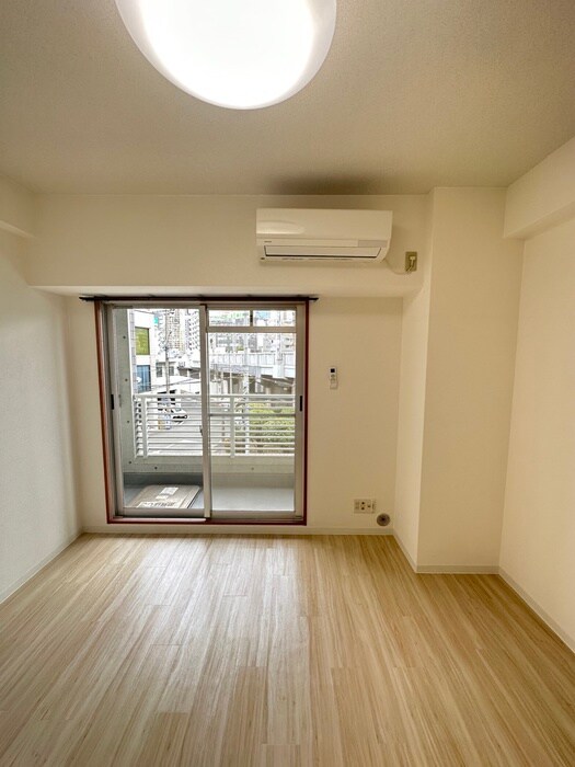 物件内観写真15　(居室)