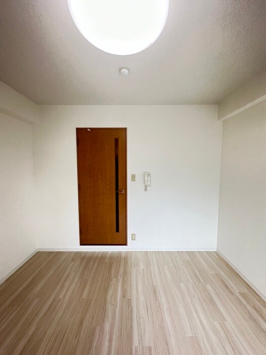 物件内観写真16　(居室)