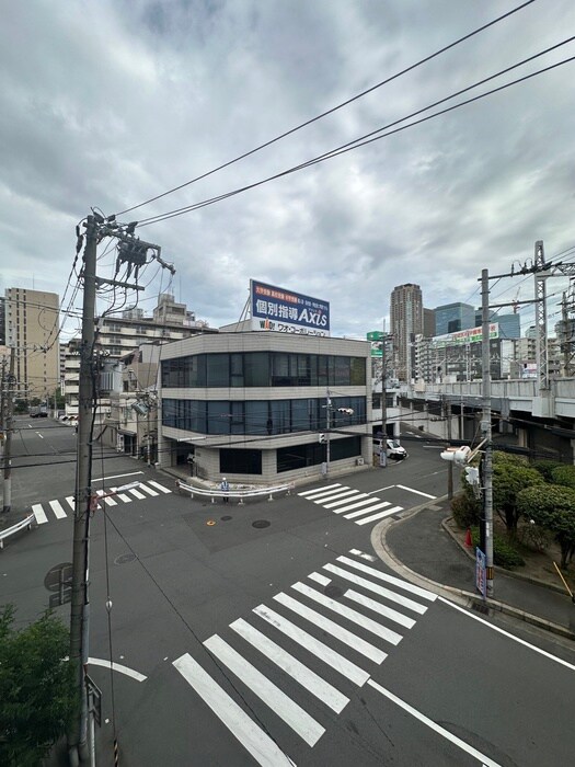 物件内観写真22　(室内からの展望)