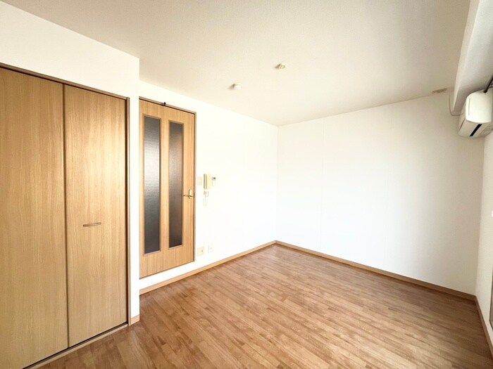 物件内観写真16　(居室)