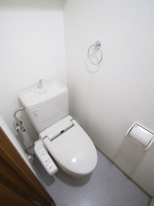 物件内観写真15　(トイレ)