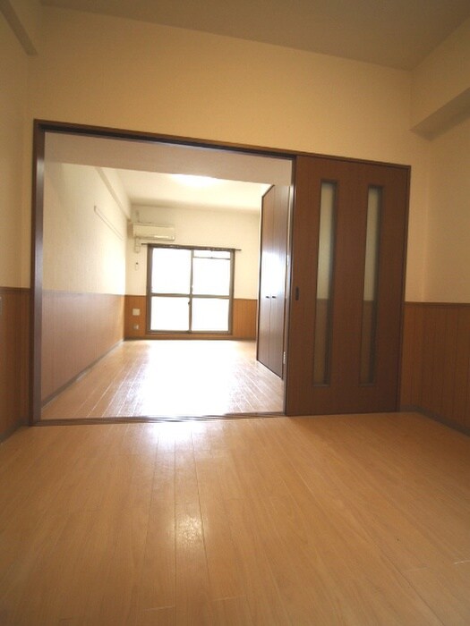 物件内観写真22　(居室)