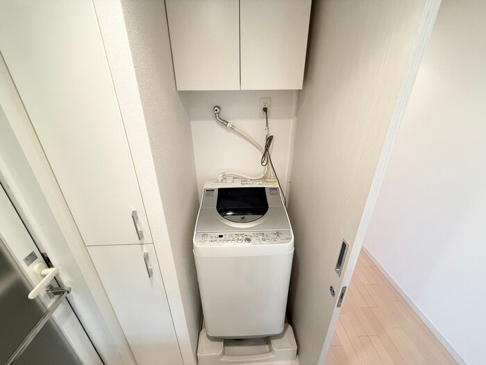 物件内観写真11　(洗濯機置場)