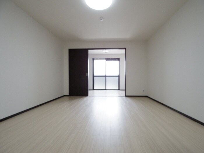 物件内観写真11　(居室)