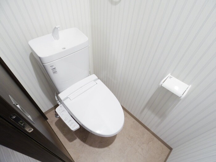 物件内観写真16　(トイレ)