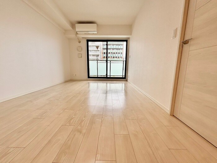 物件内観写真4　(居室)