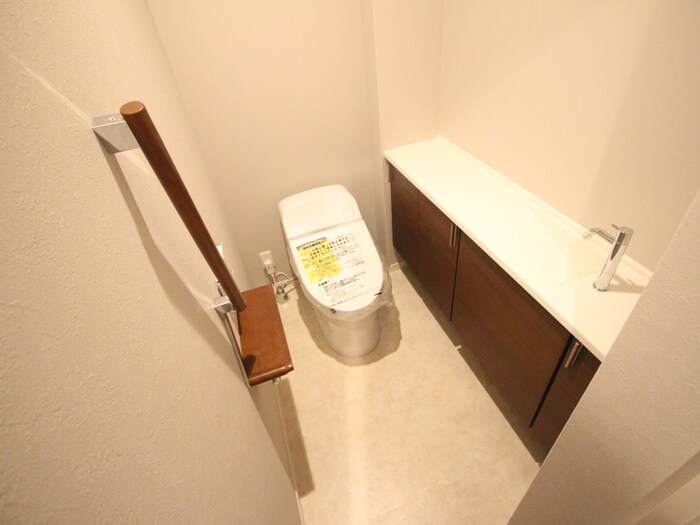 物件内観写真10　(トイレ)