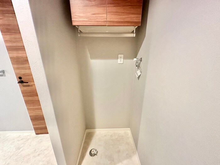 物件内観写真16　(洗濯機置場)