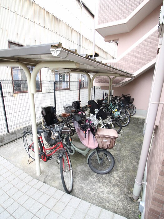 物件外観写真3　(その他)