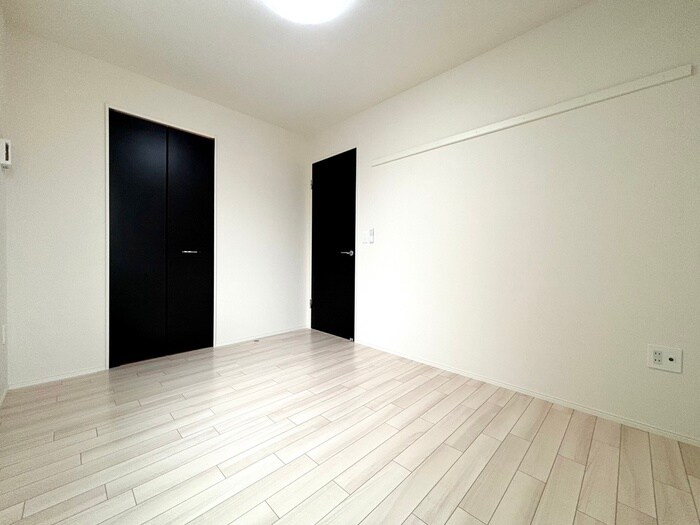 物件内観写真12　(居室)