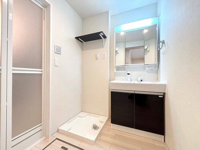 物件内観写真15　(洗面)