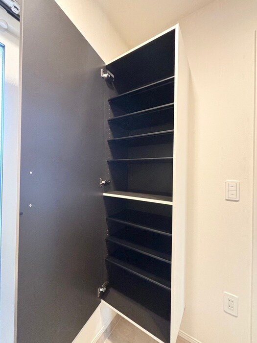 物件内観写真18　(靴箱)