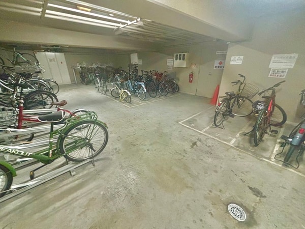 駐輪場