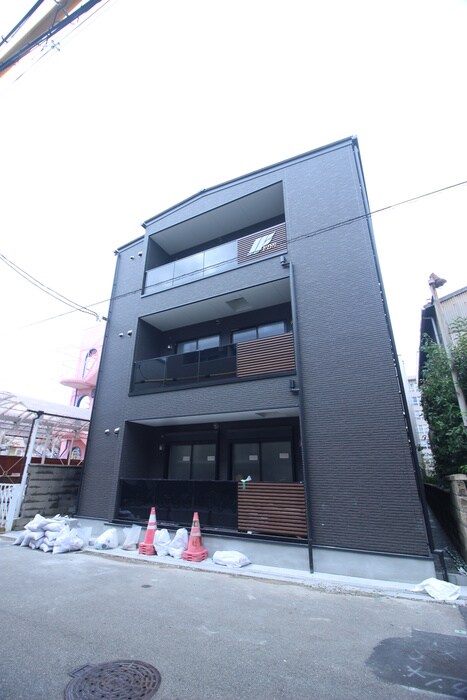 物件外観写真3　(外観写真)