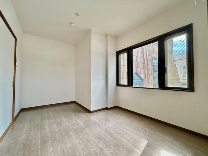 物件内観写真13　(居室)