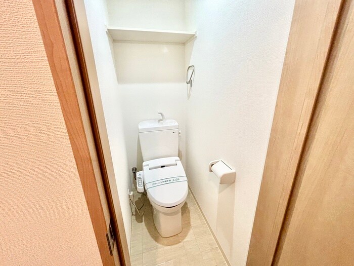 物件内観写真12　(トイレ)