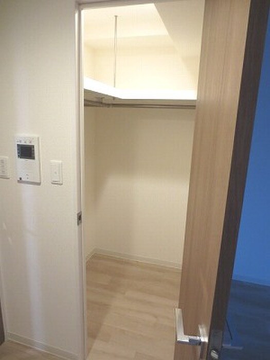 物件内観写真12　(収納)