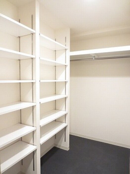 物件内観写真13　(洗面)