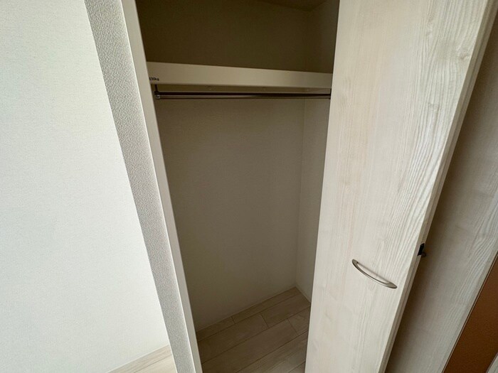 物件内観写真16　(収納)