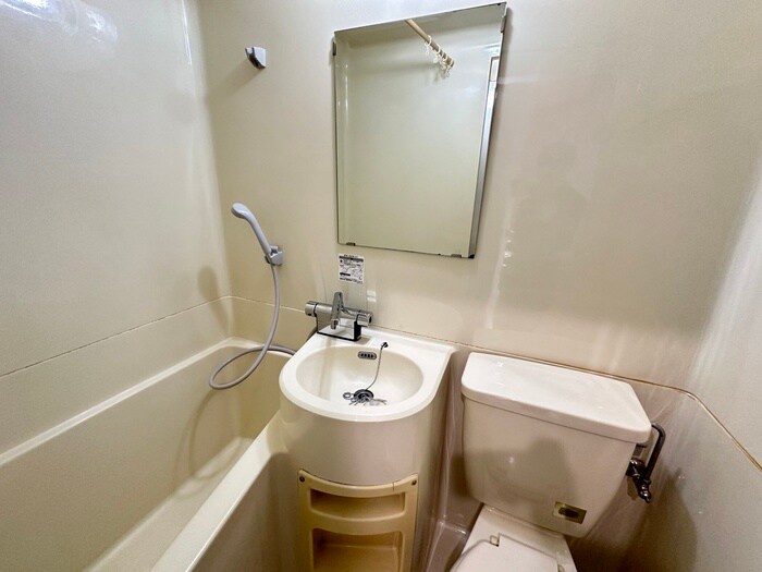 物件内観写真12　(洗面)