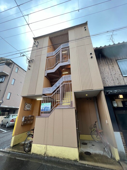 物件外観写真2　(外観写真)