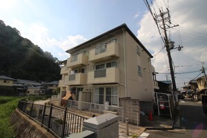 男山ﾘﾊﾞ-ｻｲﾄﾞﾊｲﾂ外観写真