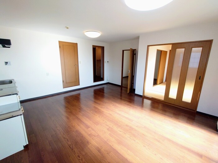 物件内観写真8　(居室)