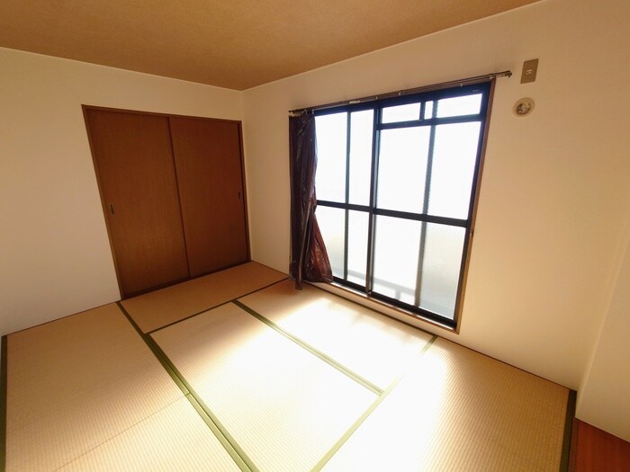 物件内観写真10　(居室)