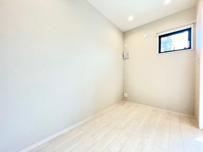 物件内観写真13　(居室)
