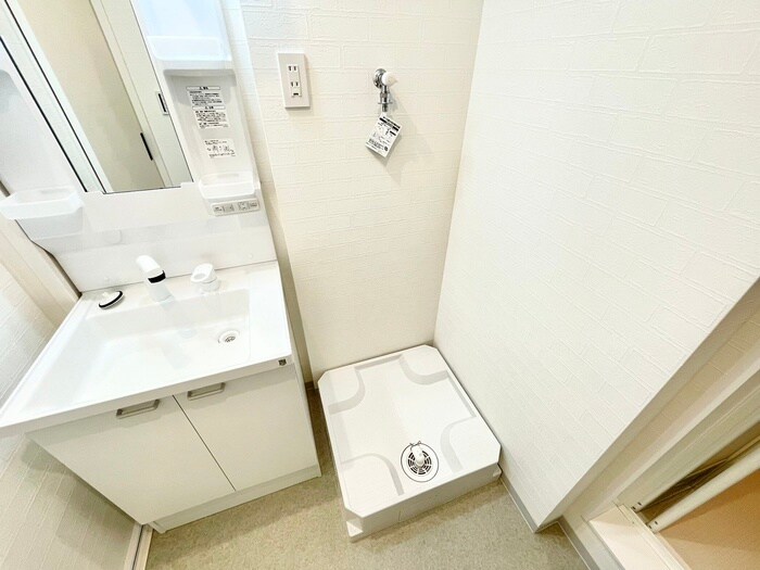 物件内観写真17　(洗濯機置場)