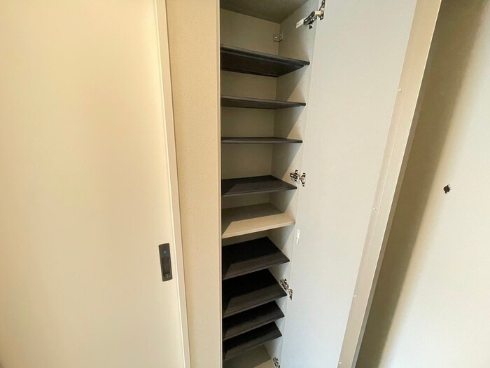 物件内観写真20　(靴箱)