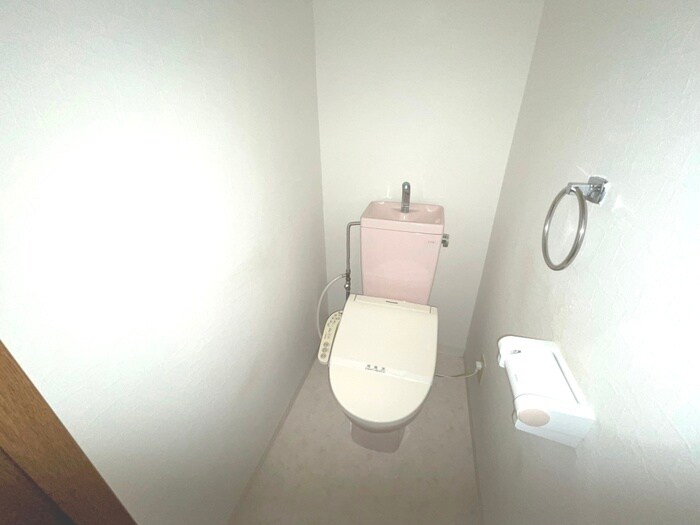 物件内観写真9　(トイレ)