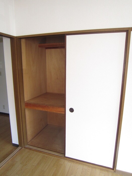 物件内観写真9　(収納)