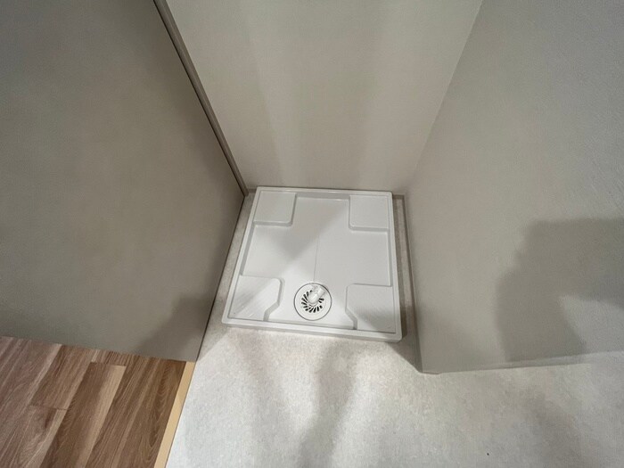 物件内観写真12　(洗濯機置場)