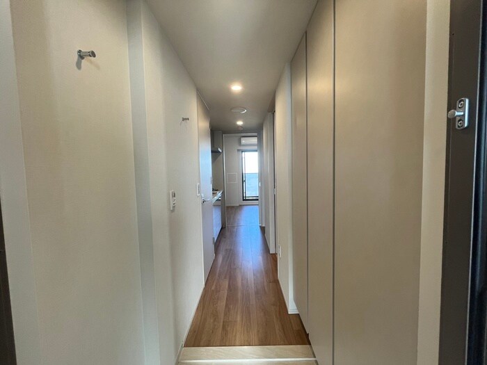 物件内観写真19　(廊下)