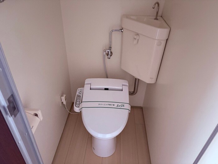 物件内観写真15　(トイレ)