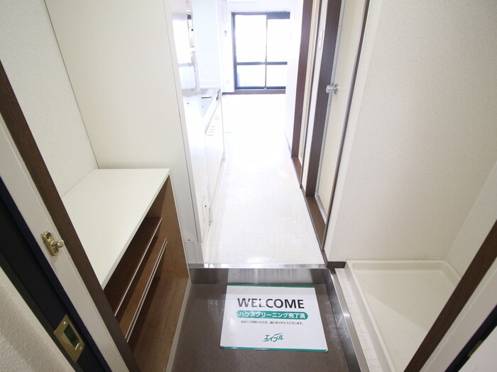 物件内観写真20　(廊下)