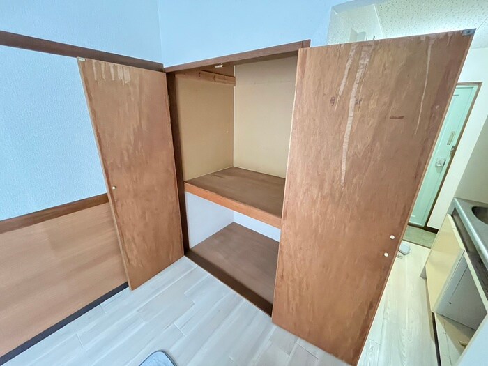 物件内観写真16　(収納)