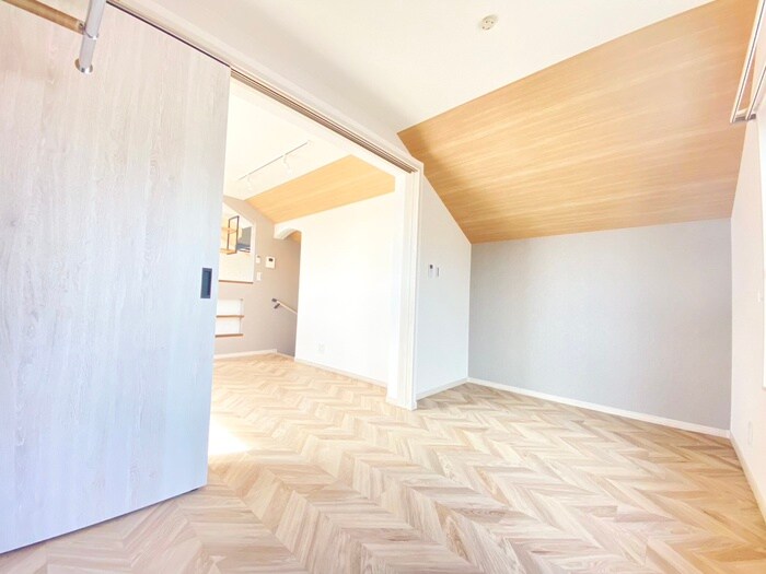 物件内観写真10　(居室)