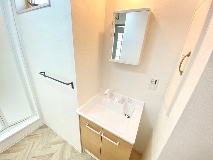 物件内観写真14　(洗面)