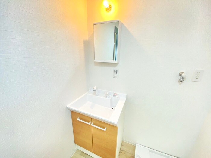 物件内観写真15　(洗面)