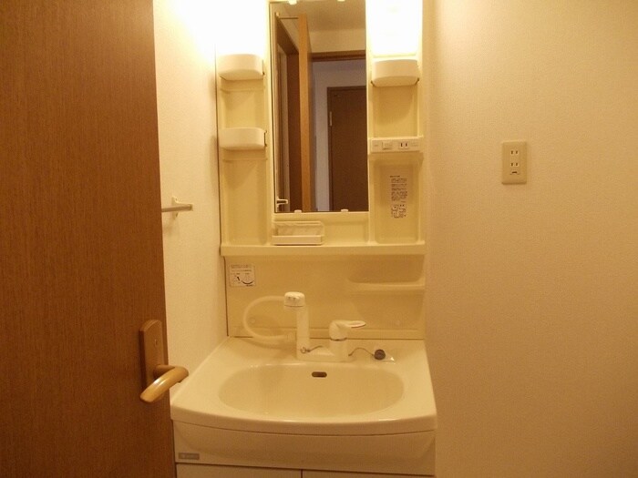 物件内観写真11　(洗面)