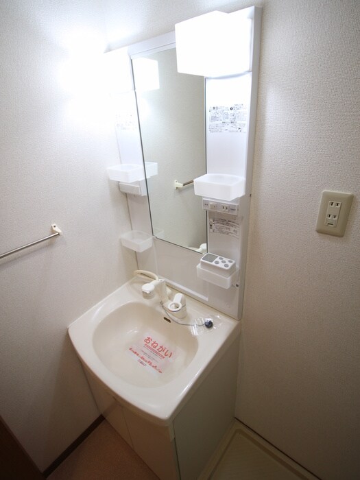 物件内観写真13　(洗面)