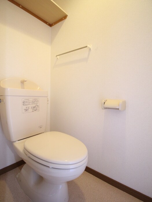 物件内観写真15　(トイレ)