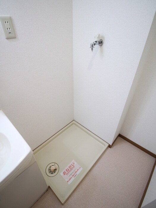 物件内観写真20　(洗濯機置場)