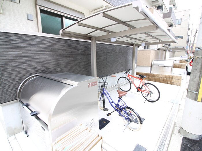 物件外観写真4　(建物設備)