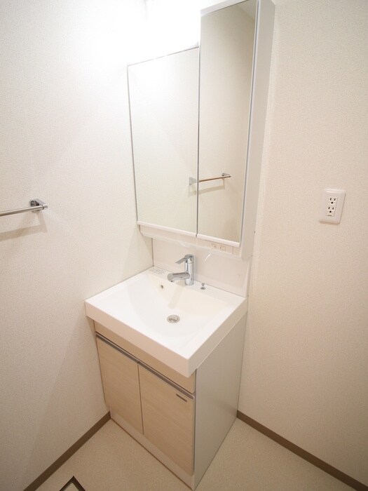 物件内観写真10　(洗面)