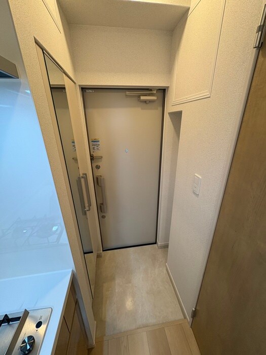 物件内観写真17　(玄関)