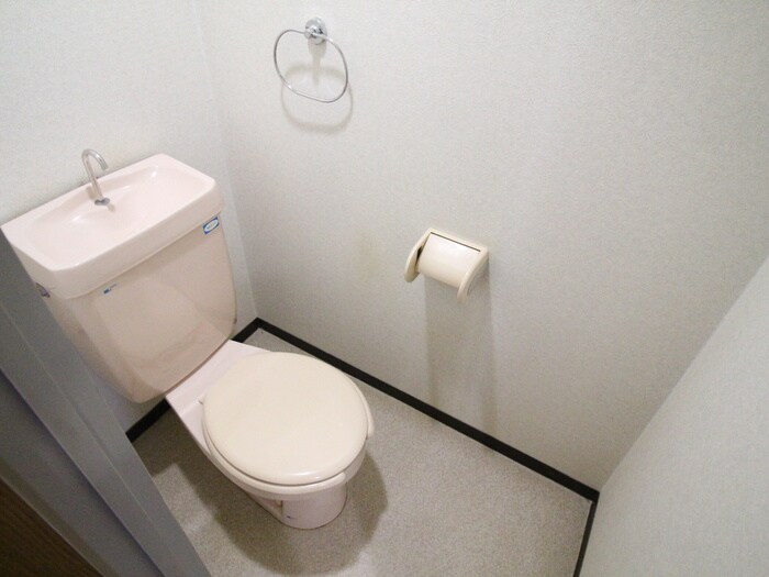 物件内観写真11　(トイレ)