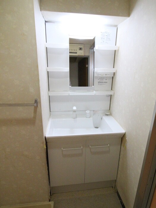 物件内観写真12　(洗面)